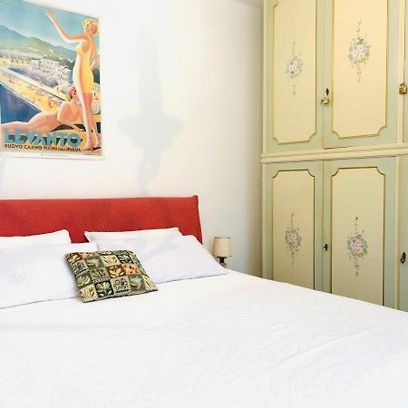 Prince Apartment Леванто Екстер'єр фото
